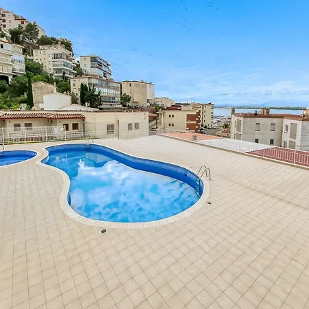 In Near Platja De Apartment Roses