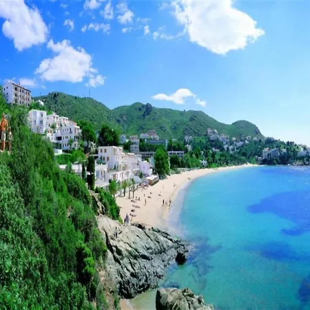 Apartment In Near Platja De